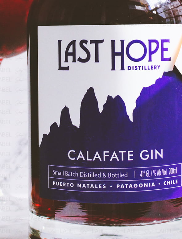 Detalle de botella de Gin Last Hope Calafate 