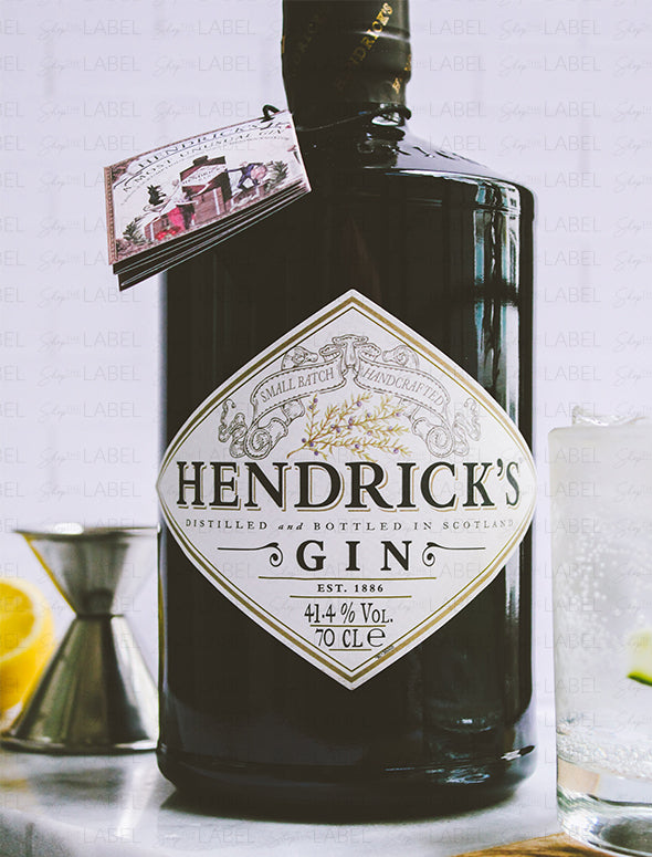 Detalle de botella de Gin Hendricks 